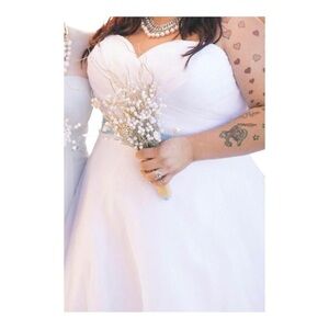 Sweet Heart White Embellished Tiered Bridal Gown